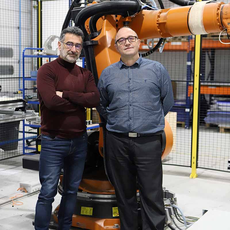 Equipe-Clix-Industries L'équipe dirigeante de Clix Industries